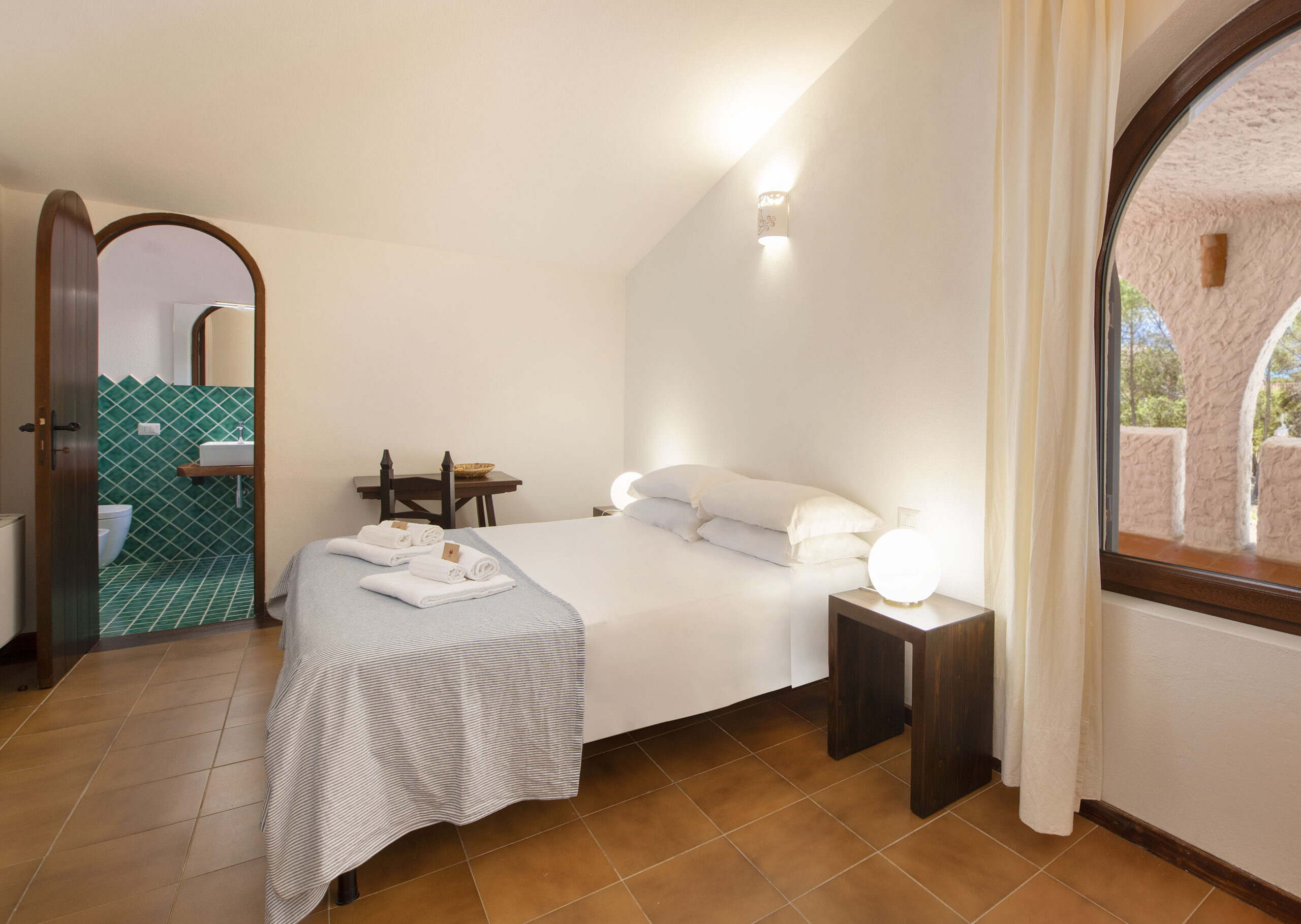 Stanza Villa 4